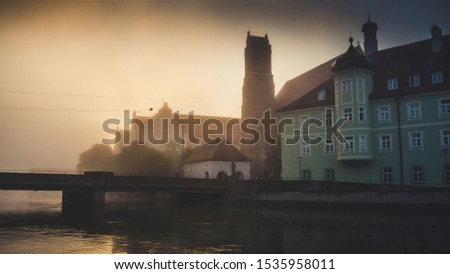 Picture with a foggy morning in Landshut, Germany
Landshut is a city straddling the River Isar in Bavaria, southern Germany. It’s known for the medieval Trausnitz Castle
