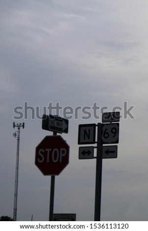 Navigation signs for Des Moines along interstate 35. 2344