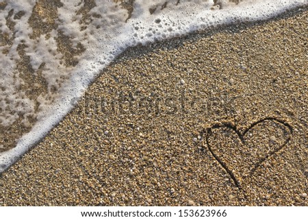 Design of one heart in the sand