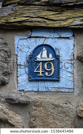 House with house number 49