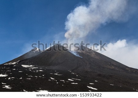 Volcano Etna eruption 12 April 2012 - Catania, Sicily  Royalty-Free Stock Photo #153933422