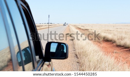 Image of a road in the middle of nowhere in Madagascar, Africa