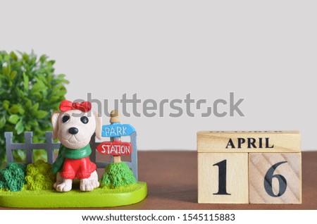 The dog in the garden, Date of number cube design, April 16.