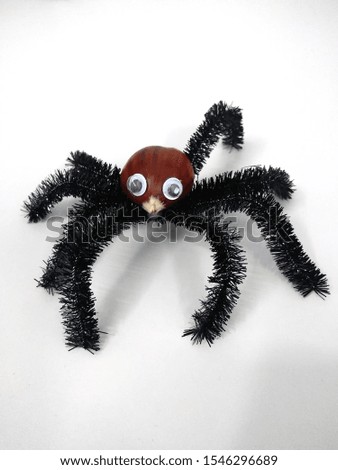 Halloween, the Spider built with chestnut and wire.