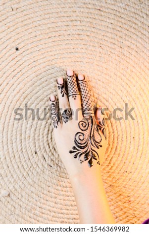 mehndi art beauty henna tattoo