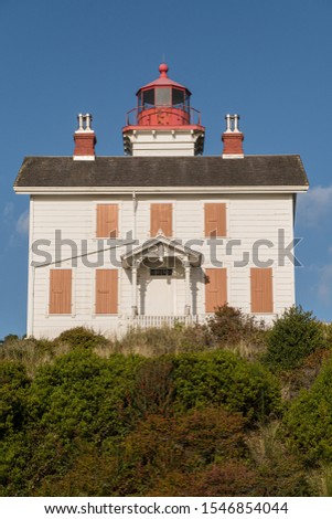 Yaquina Bay Light is a lighthouse that was built in 1871, soon after the founding of the city of Newport, Oregon.