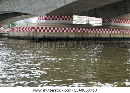  The prop of the bridge painted in red and white.