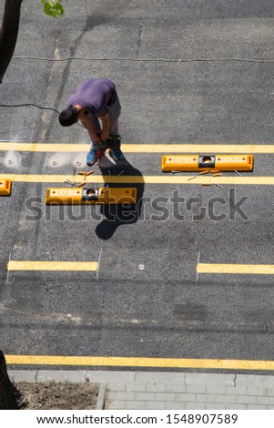 construction worker on the road	