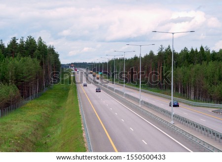 Section of highway M-11. The direction in the direction of St. Petersburg