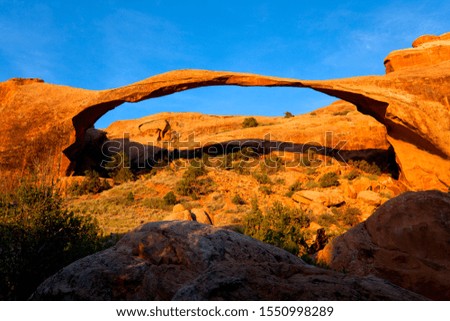 Landscape Arch in early morning light, Arches National Park, Utah, USA.