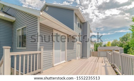 Panorama Modern two storey home with unfinished deck area