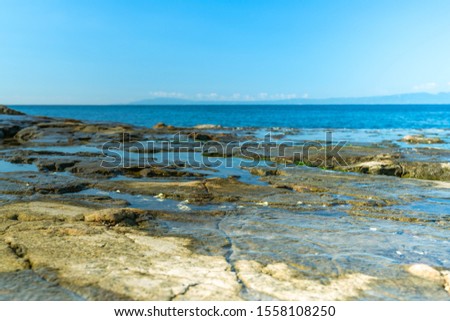 picture of sea and blue sky