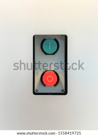 on and off button red and green