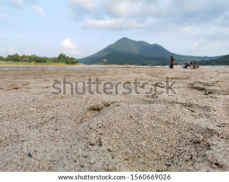 Small sand picture  Beside the river
