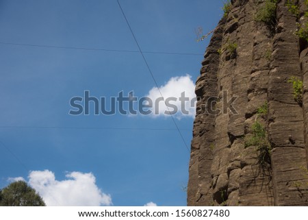 Photo taken near Huasca de Ocampo in the Mexican state of Hidalgo
Basaltic columns are regular formations of more or less vertical pillars, shaped like polygonal prisms, 