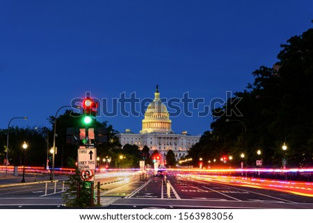 Capitol Building from Pennsylvania Avenue, Long exposure of traffic lights, Washington DC