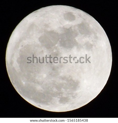 This is a full moon picture