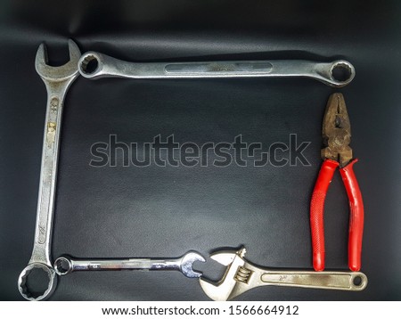 Stainless steel wrench, toolkit for the mechanic. 