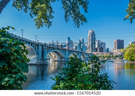 St Anthony Main; Minneapolis, Minnesota: Third Avenue Bridge