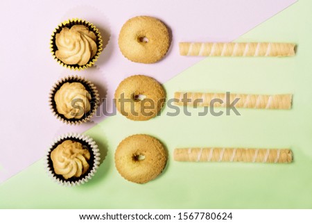 Cookies in front of  the pastel background