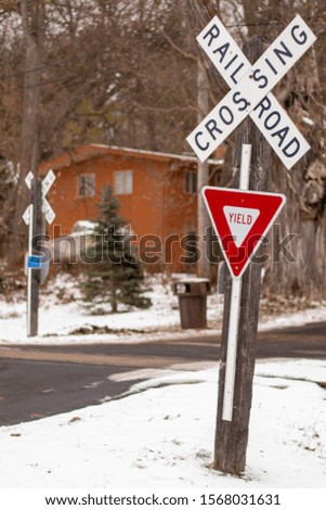 Railroad crossing without guards only yield sign