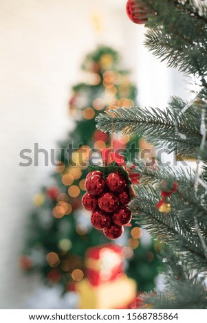 
Christmas tree decoration picture With Cherry ball, bokeh light background