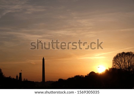 Washington Monument in Washington DC at sunset 