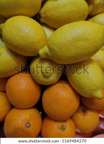 Take a picture of an orange and lemon