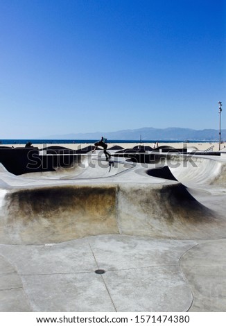 Skate Park, Venice Beach, California, USA 