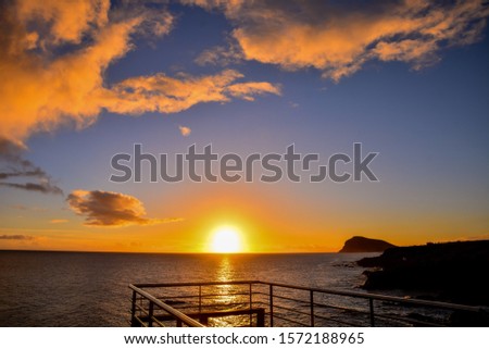 Photo Picture of a Beautiful Colored Sunset