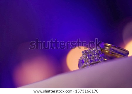 Wedding luxurious decoration feather and diamonds