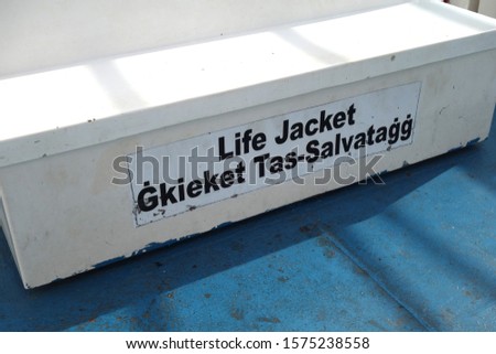 Life Jacket container (Gkieket tas-salvatagg in Maltese language)