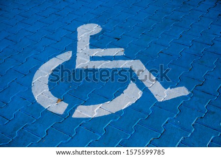 Parking site for disabled person