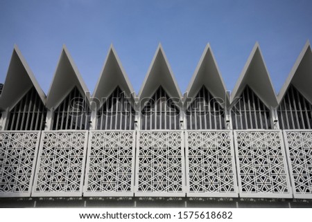The National Mosque at Kuala Lumpur, f Malaysia 