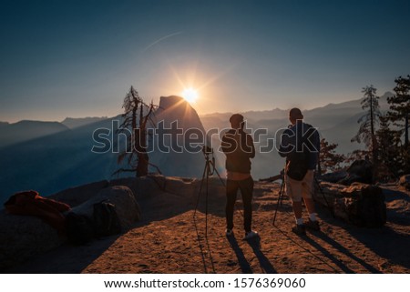 Sunrise at glacier point yosemite national park half dome people photographers sunshine nature outdoor hiking adventure