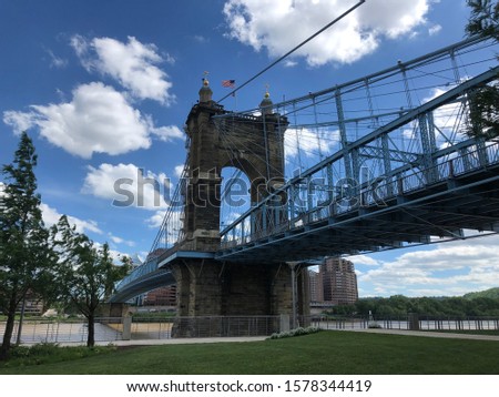 The suspension bridge in Cincinnati Ohio