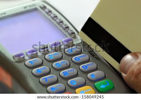 Credit card and card reader machine