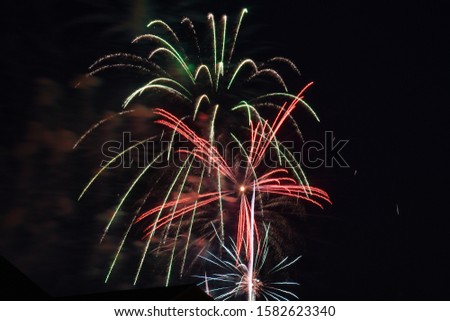 Long Exposure Pictures of Fireworks