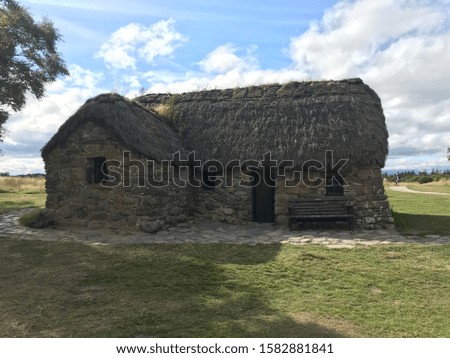 A picture of an old Scottish cottage. 