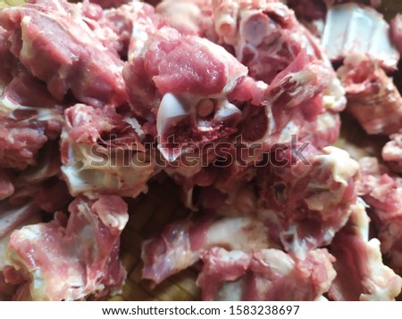 Fresh red meat and bones
, red meat cow photo stock material 