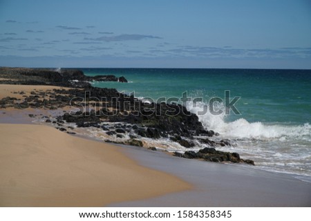 picture showing a scenic view of an australian beach and the open sea