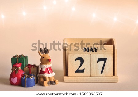 May 27, Christmas, Birthday with number cube design for background.