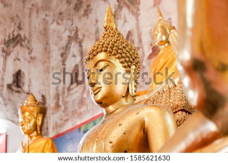  Golden boddha statues in thailand