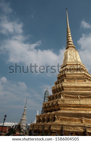 beautiful temple in bangkok thailand