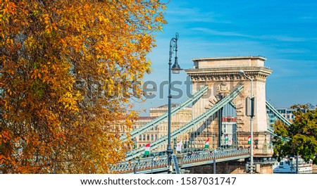 Chain Bridge in autumn in Budapest
