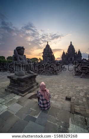 Sewu Temple or Manjusrighra is a Buddhist temple that was built in the 8th century AD which is only eight hundred meters north of Prambanan Temple