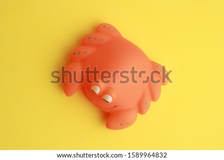 child toy for crab shaped bathtub