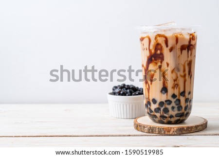 Taiwan milk tea with bubble on wood table