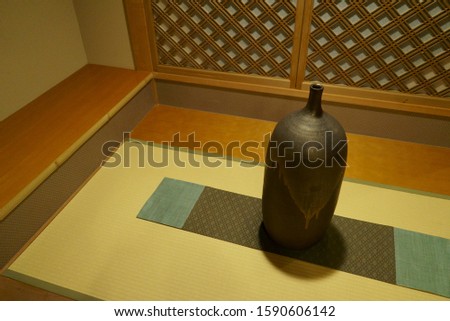Decorate Japanese traditional pottery art.
