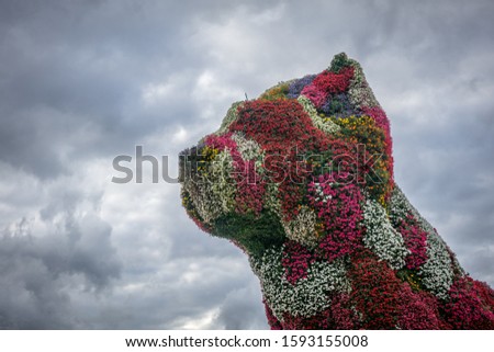puppy flower sculpture 